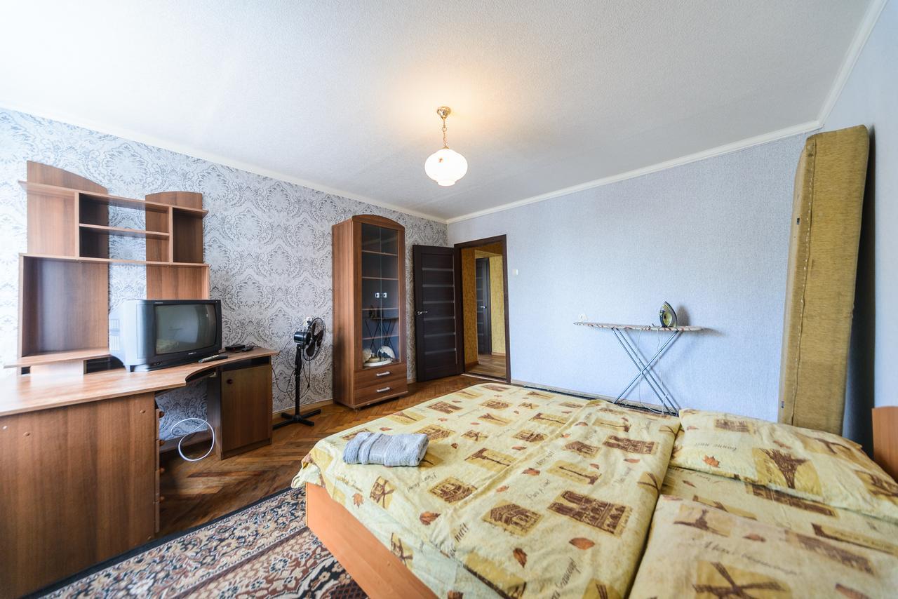 Квартира По Улице Антоновича, 158 Kiev Esterno foto